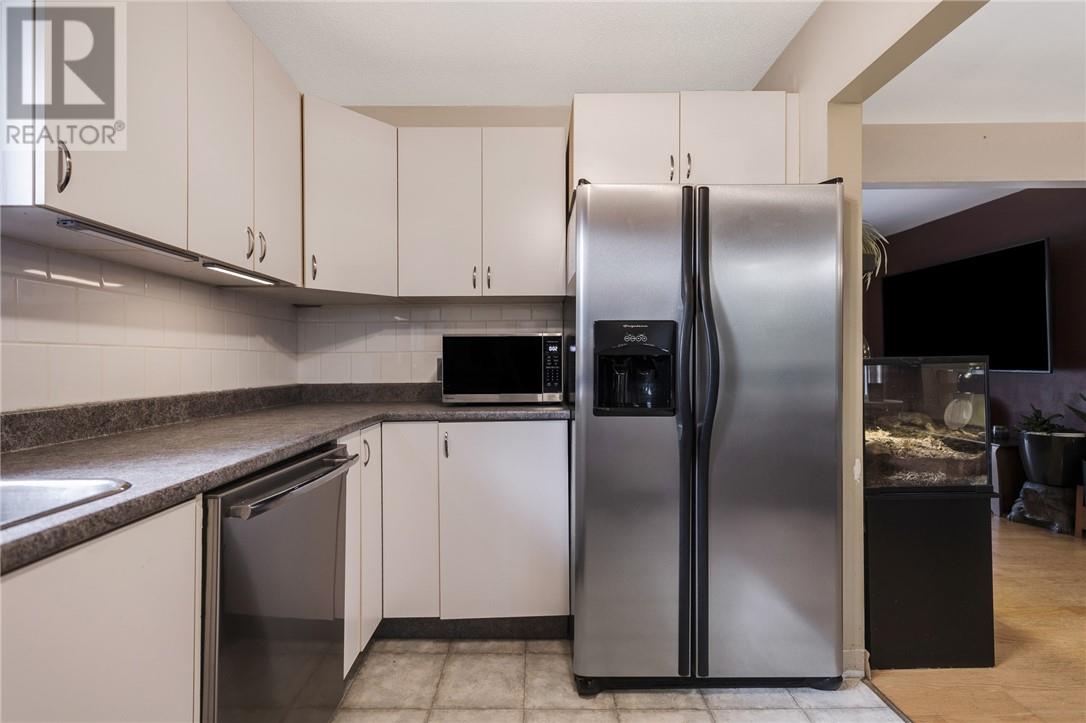 1598 Gary Avenue - 11