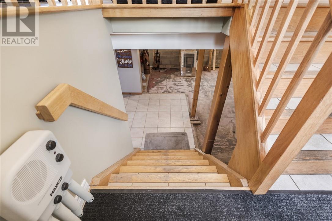 1598 Gary Avenue - 23