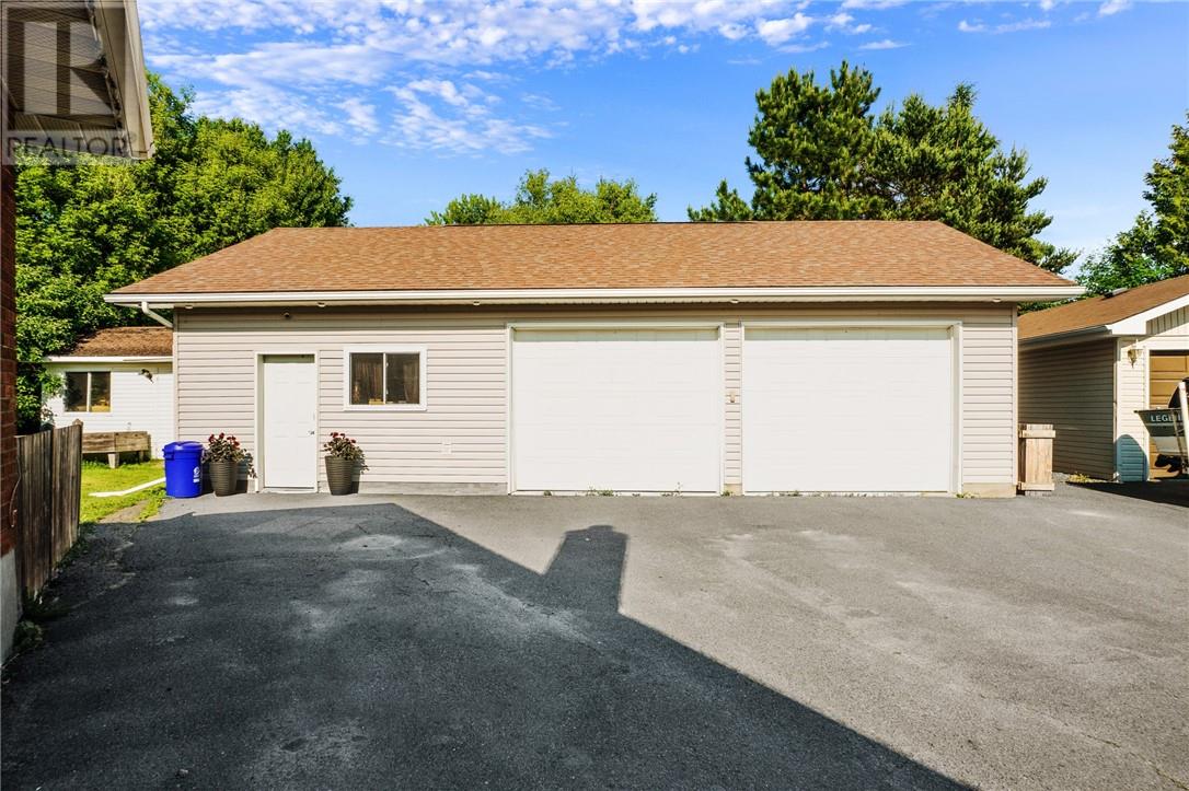 1598 Gary Avenue - 32