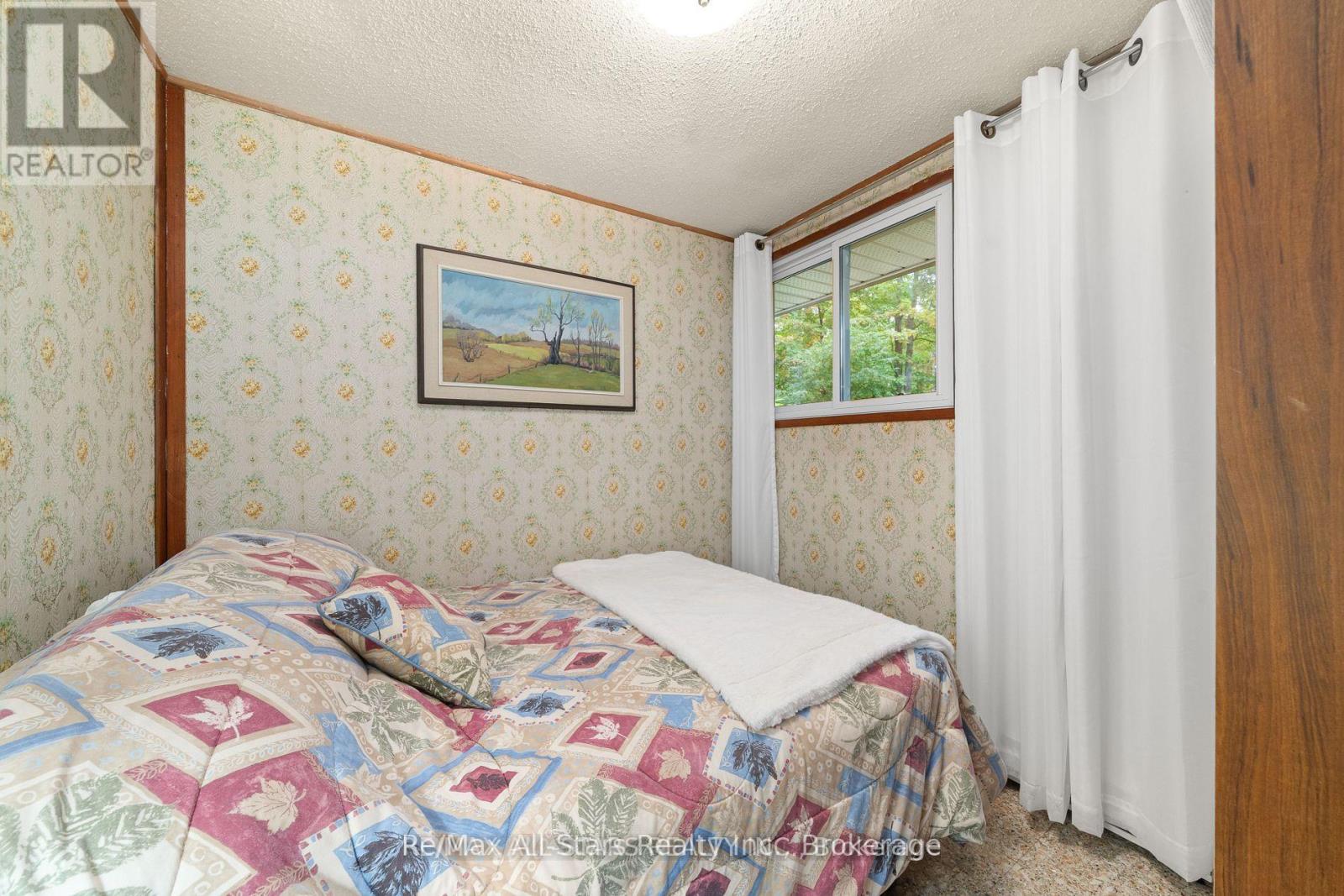 COTTAGE # 9 - 1006 YOUNGS ROAD - 13