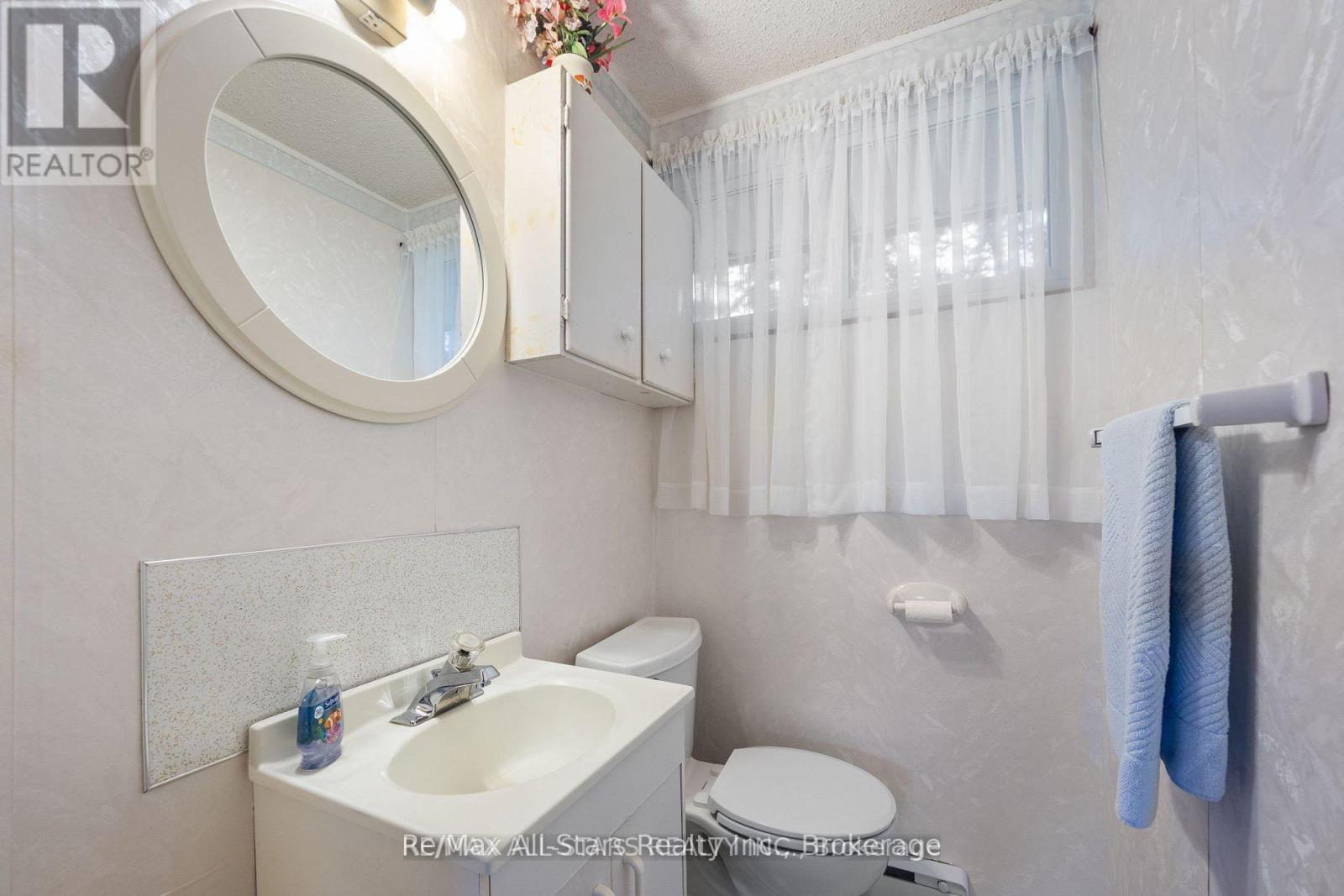 COTTAGE # 9 - 1006 YOUNGS ROAD - 15