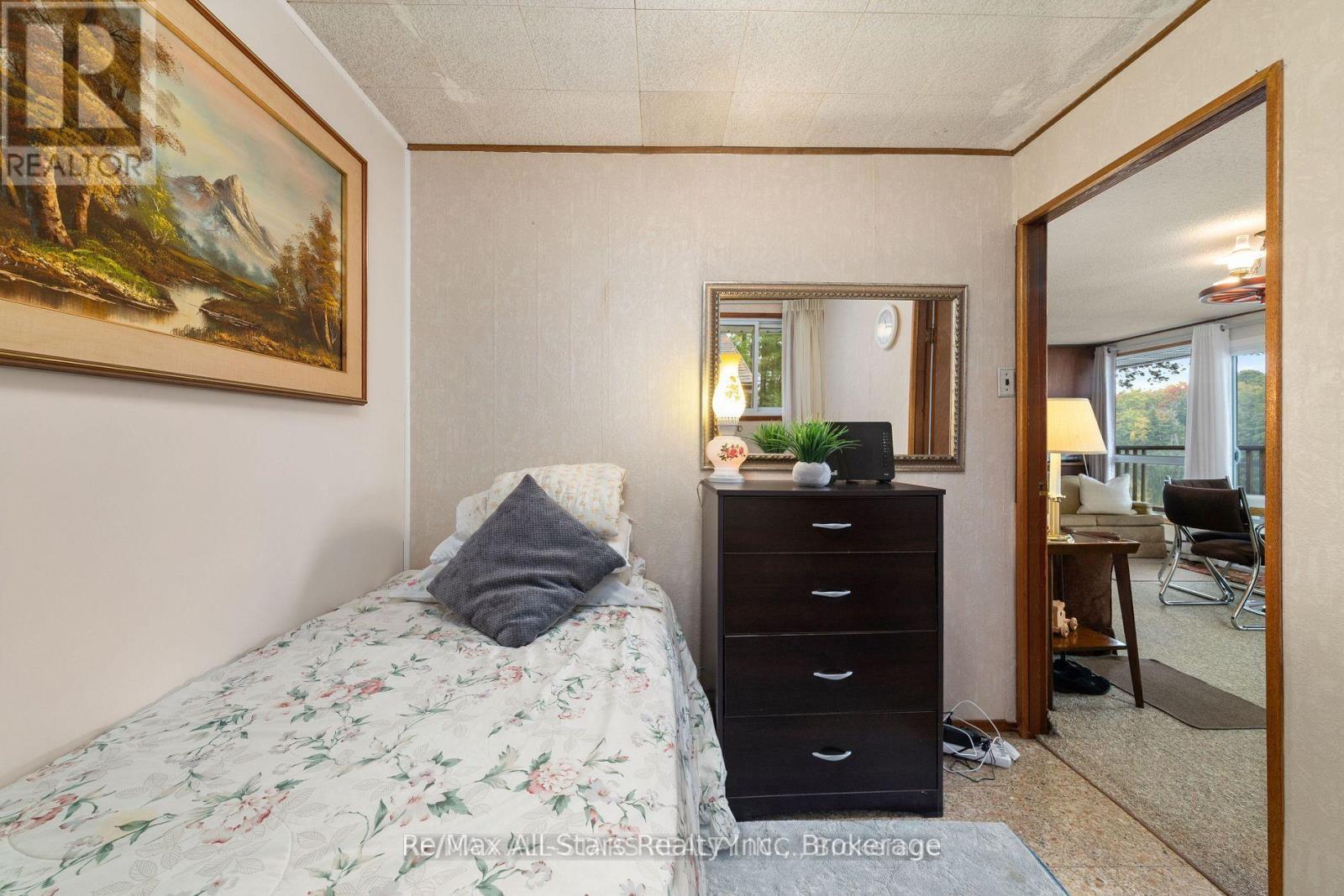 COTTAGE # 9 - 1006 YOUNGS ROAD - 16