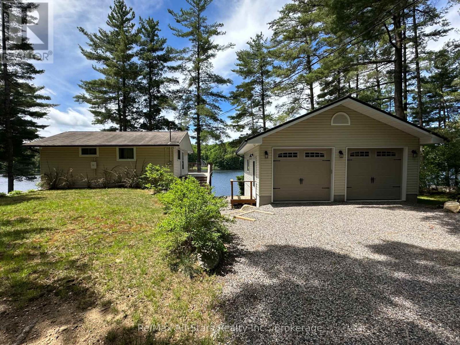 COTTAGE # 9 - 1006 YOUNGS ROAD - 37