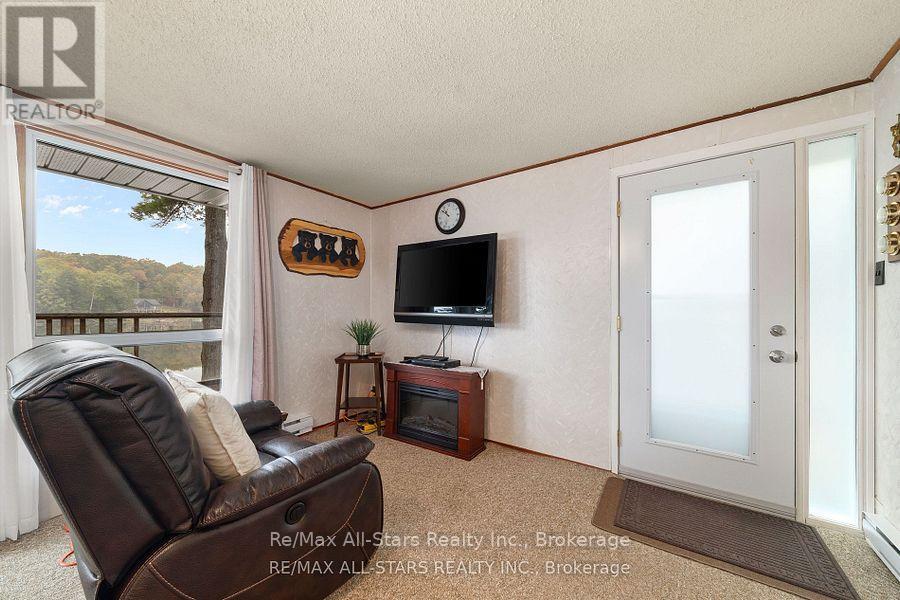 COTTAGE # 9 - 1006 YOUNGS ROAD - 6