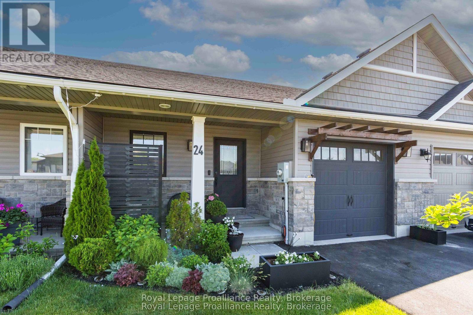 24 BUCHANAN AVENUE - 3