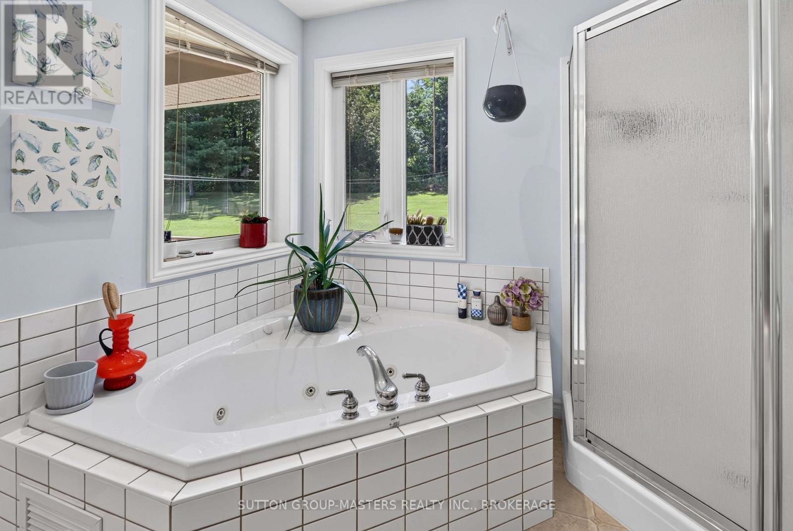 710 MAPLE ROAD - 18