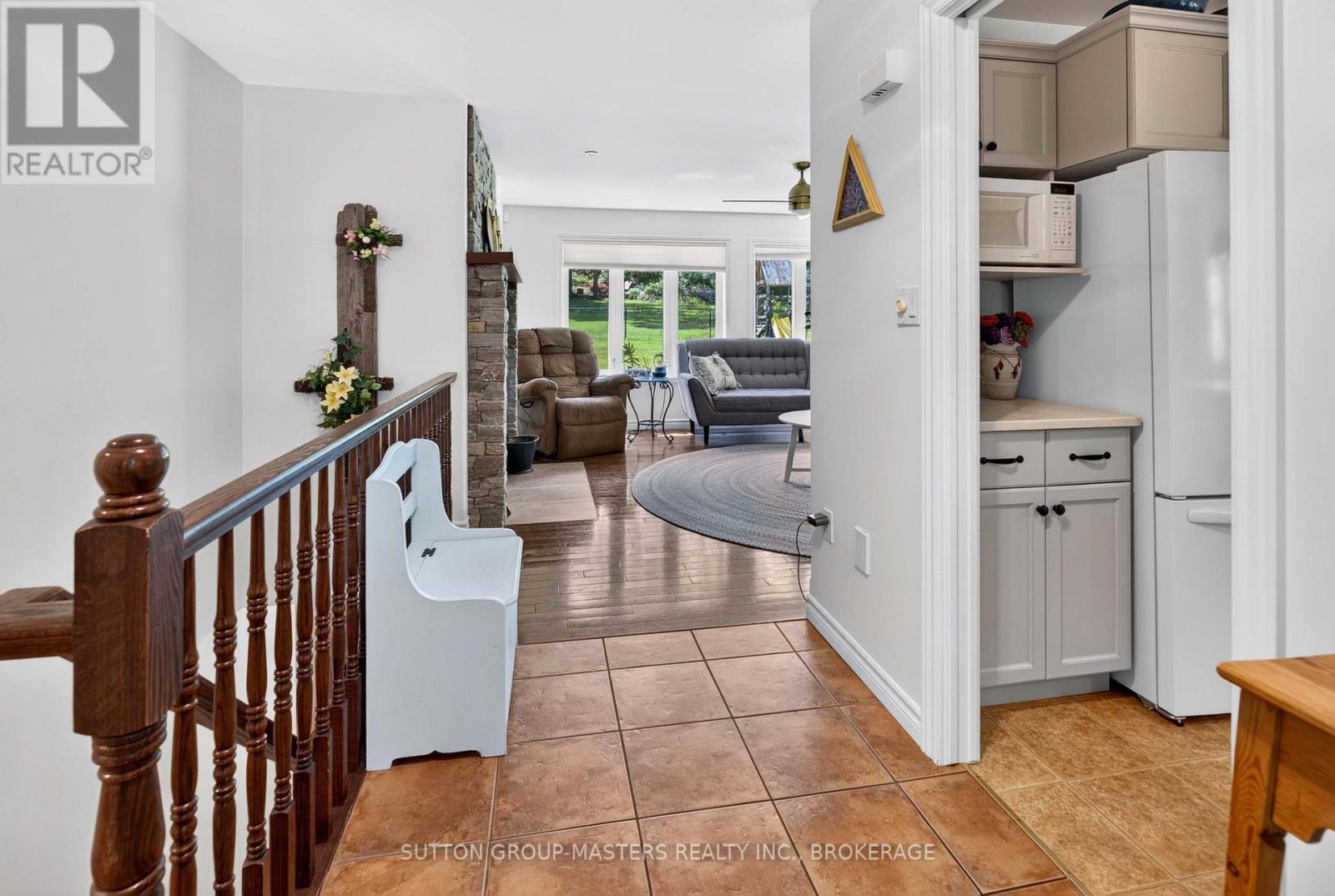 710 MAPLE ROAD - 24