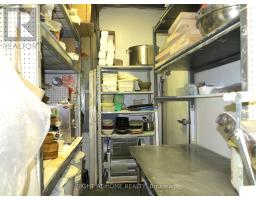 7a - 611 Wonderland Road N, London North, ON N6H4V6 Photo 11