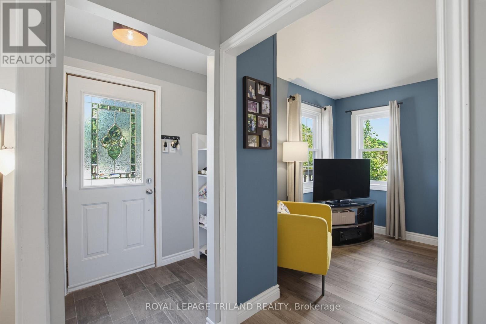 75 CONNAUGHT AVENUE - Image 6