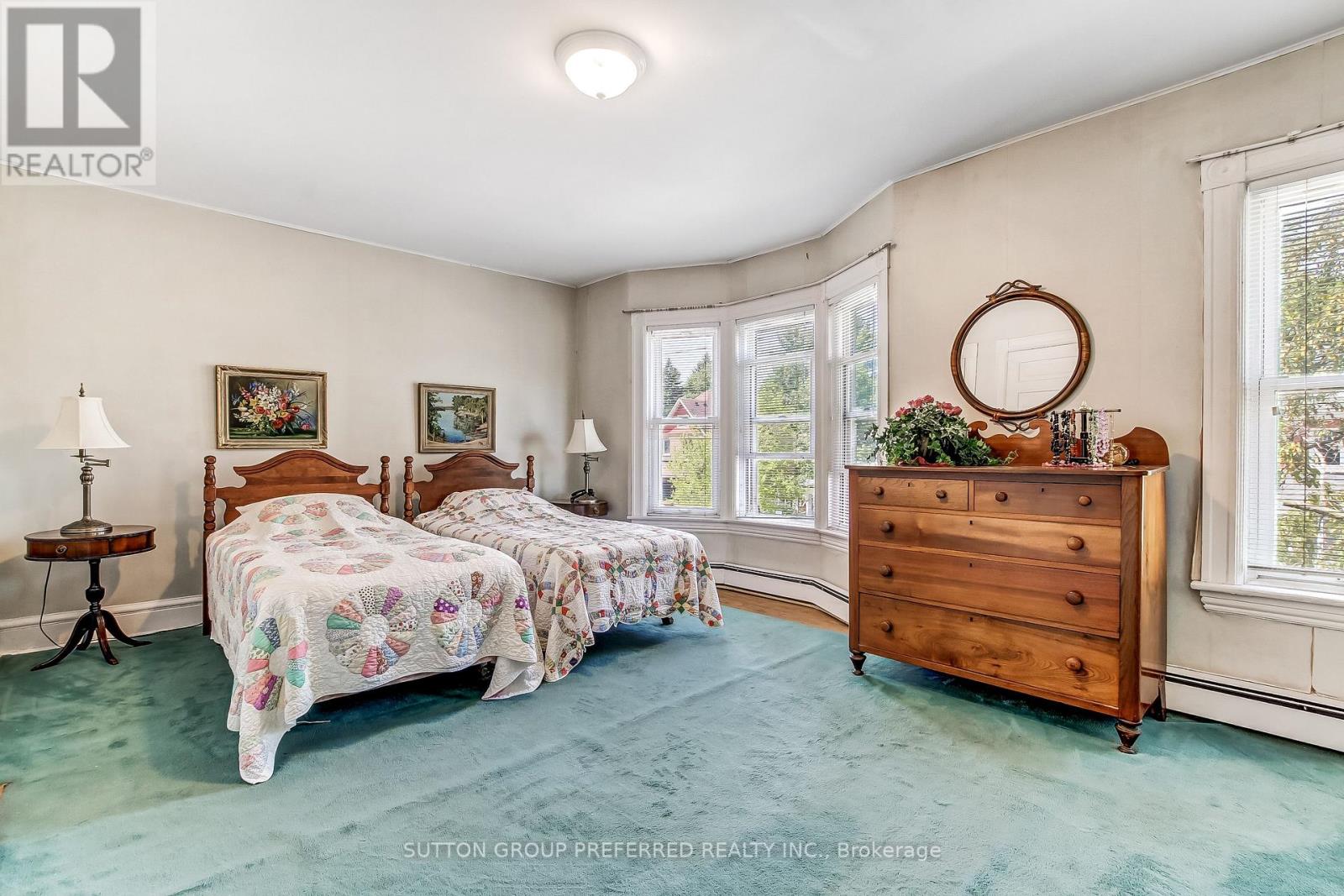 63 SOUTHWICK STREET - 14