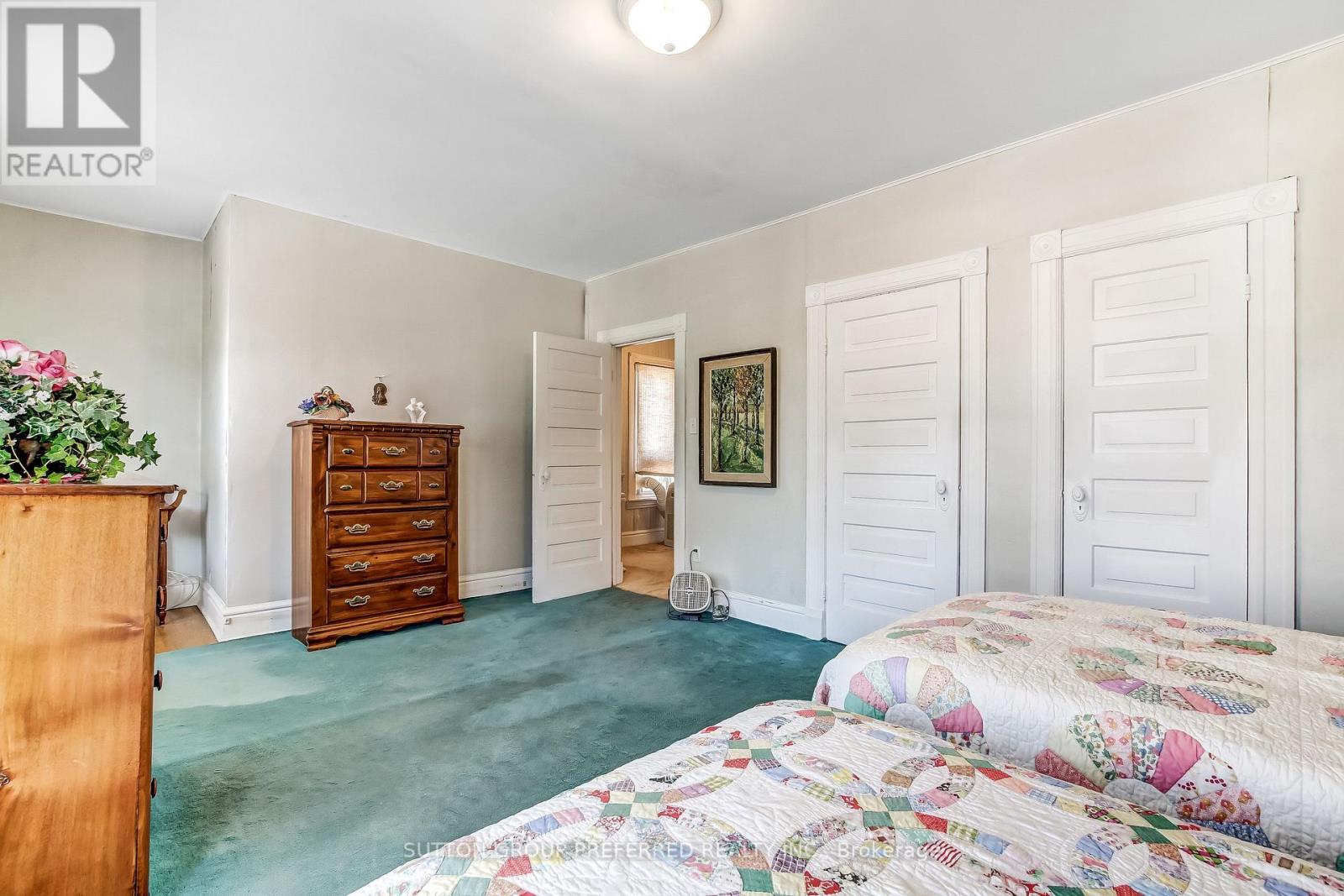 63 SOUTHWICK STREET - 15