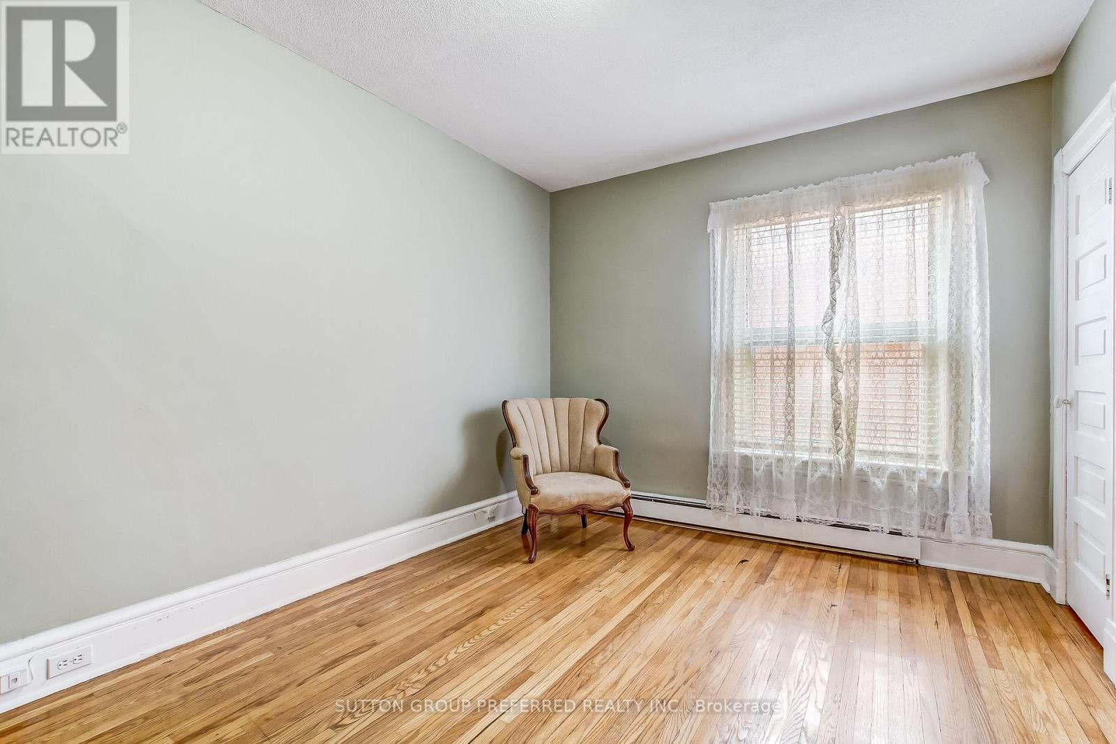 63 SOUTHWICK STREET - 16