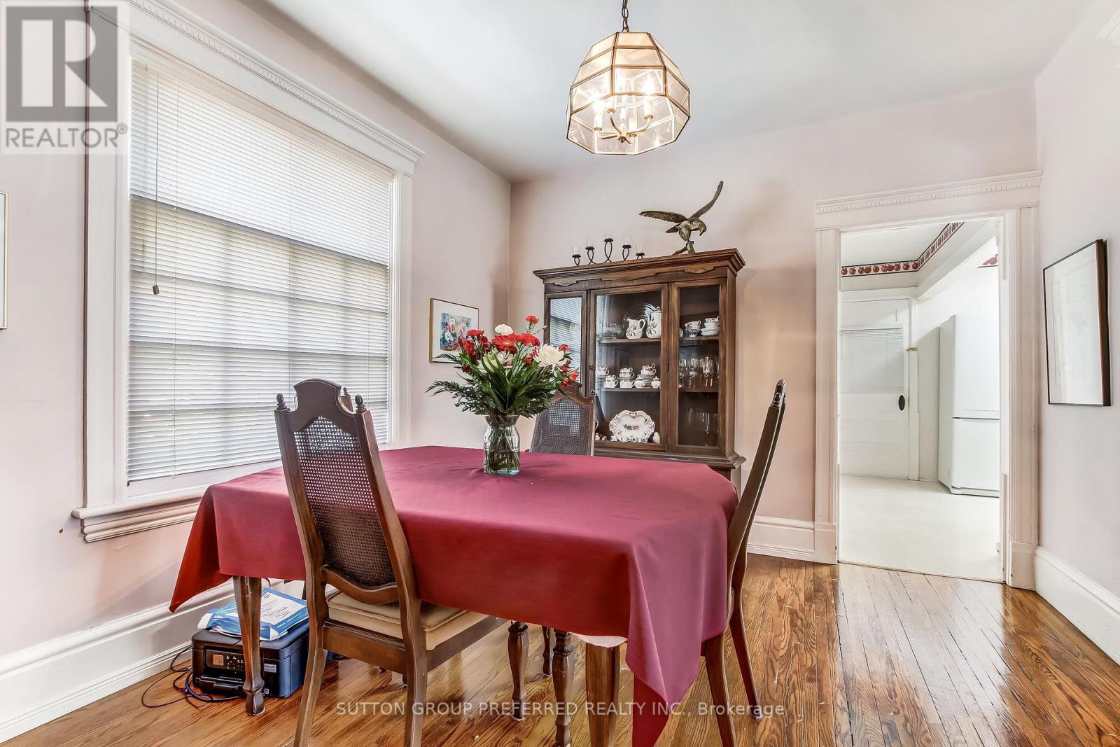 63 SOUTHWICK STREET - 7