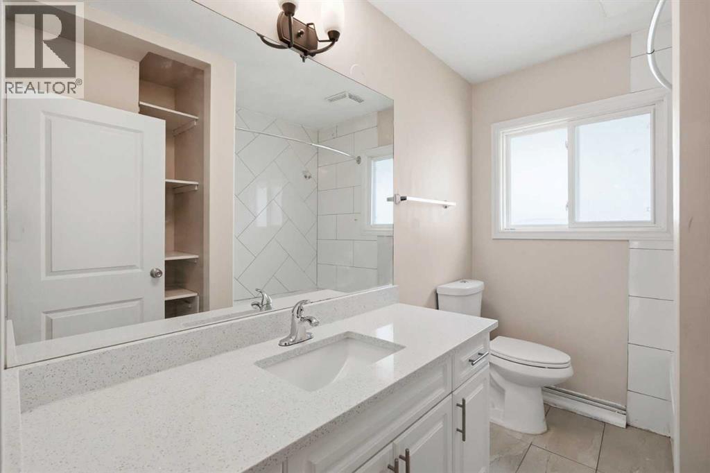 111 42 Avenue NE - 22