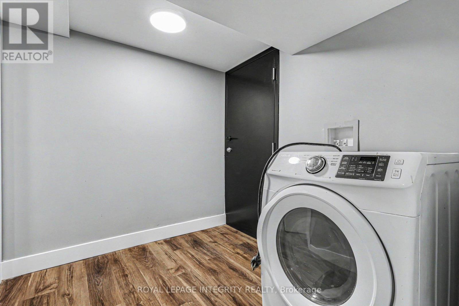 2 Bed, 1 Bath House for Rent in Ottawa – 3 – 1936 BELCOURT BOULEVARD, Ottawa – MLS# X13519158 - Image 10