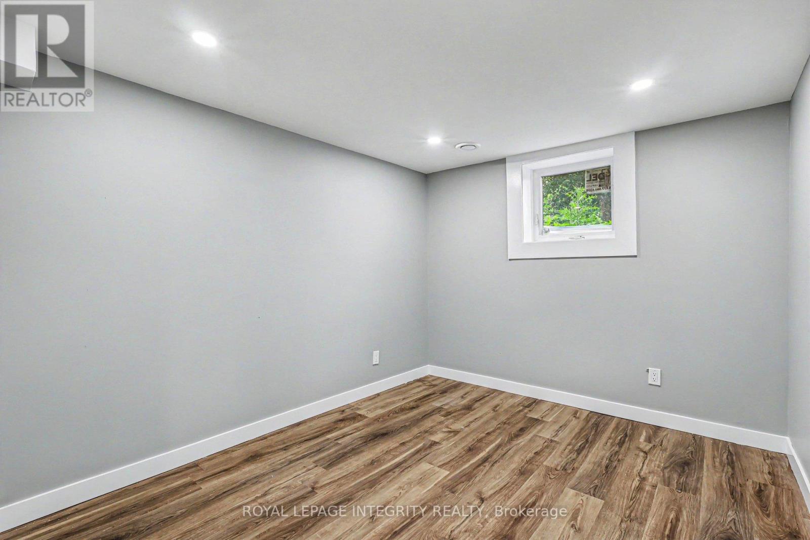 2 Bed, 1 Bath House for Rent in Ottawa – 3 – 1936 BELCOURT BOULEVARD, Ottawa – MLS# X13519158 - Image 8