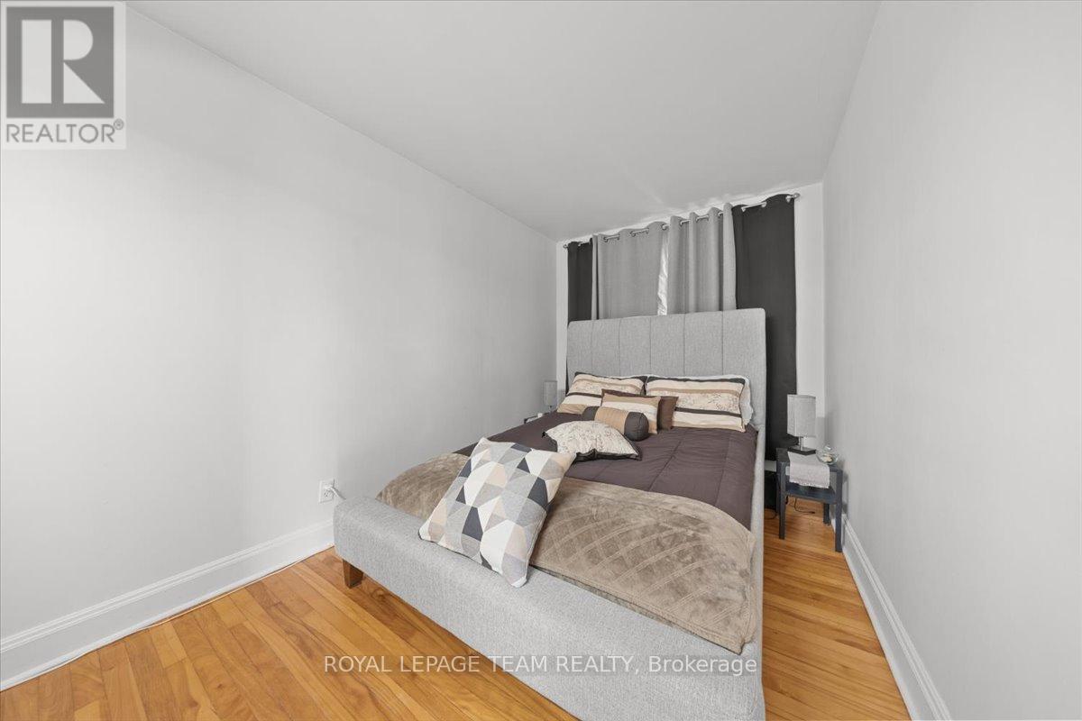 1 Bed, 1 Bath House for Sale in Ottawa – 331 BEECHGROVE AVENUE, Ottawa – MLS# X13519178 - Image 17