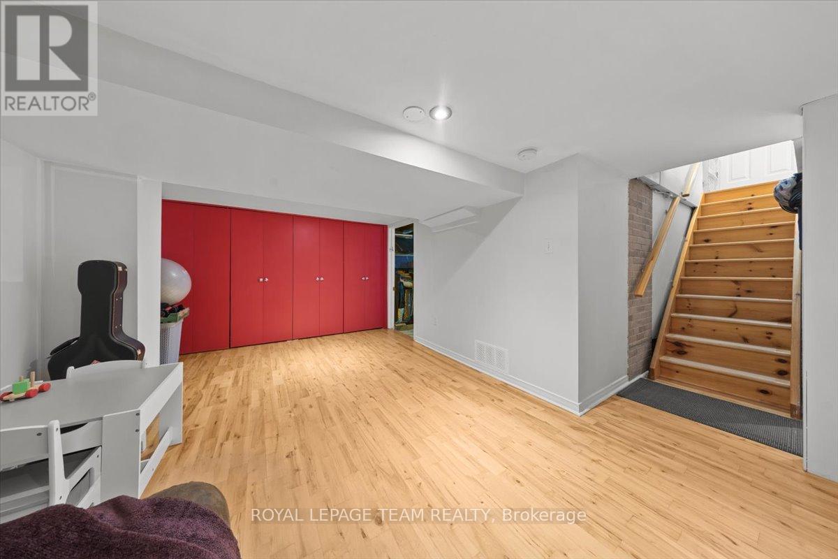 1 Bed, 1 Bath House for Sale in Ottawa – 331 BEECHGROVE AVENUE, Ottawa – MLS# X13519178 - Image 21