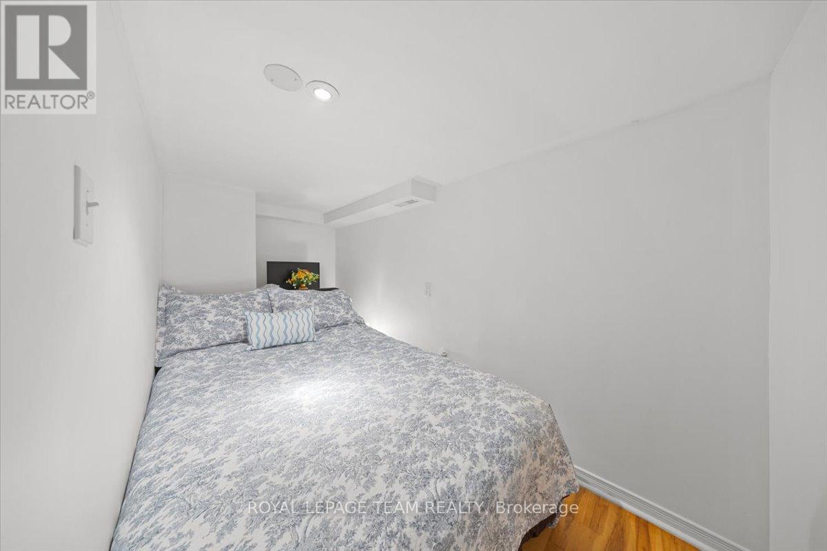 1 Bed, 1 Bath House for Sale in Ottawa – 331 BEECHGROVE AVENUE, Ottawa – MLS# X13519178 - Image 24