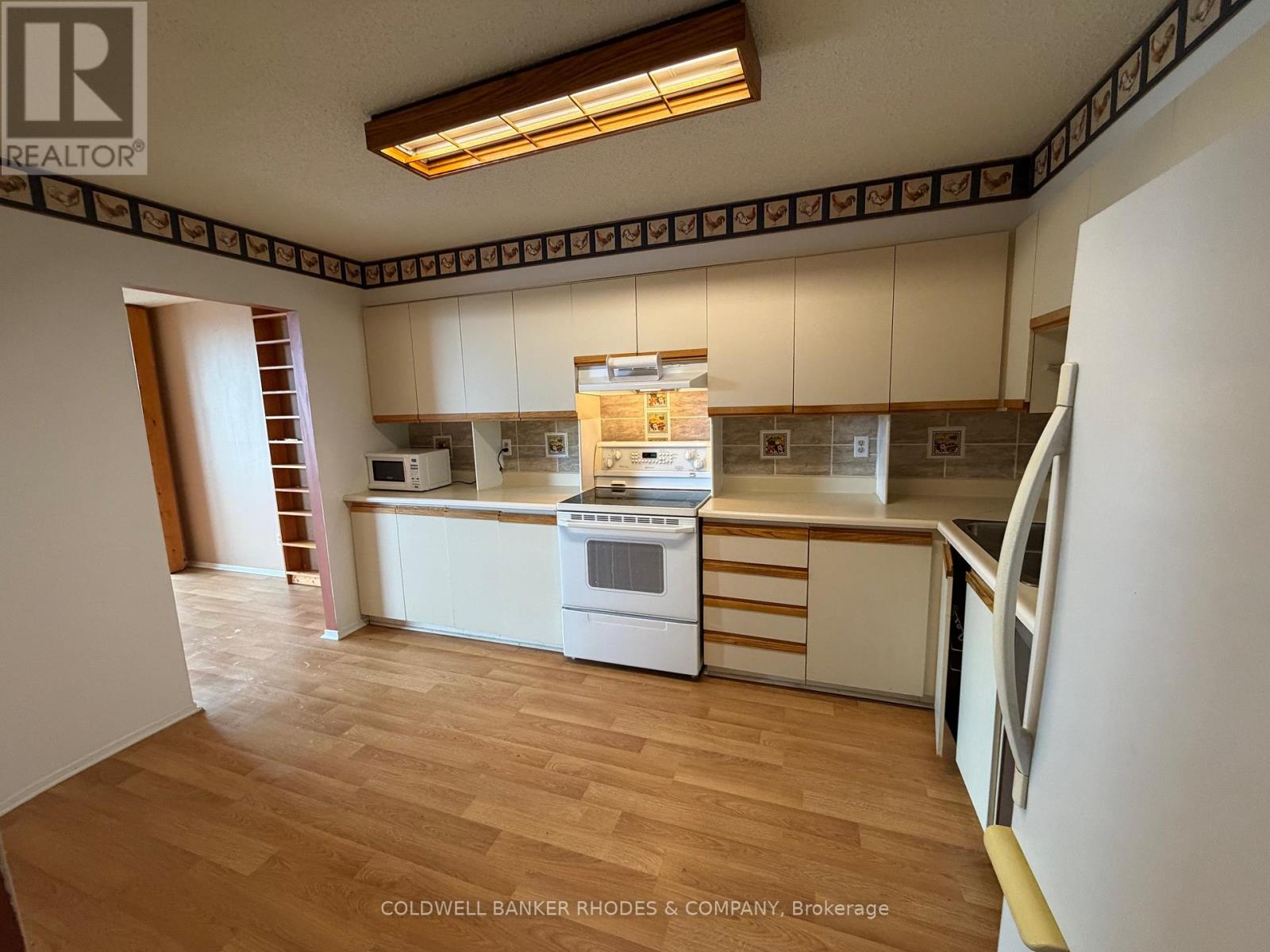 #1203 200 LAFONTAINE AVENUE - 10