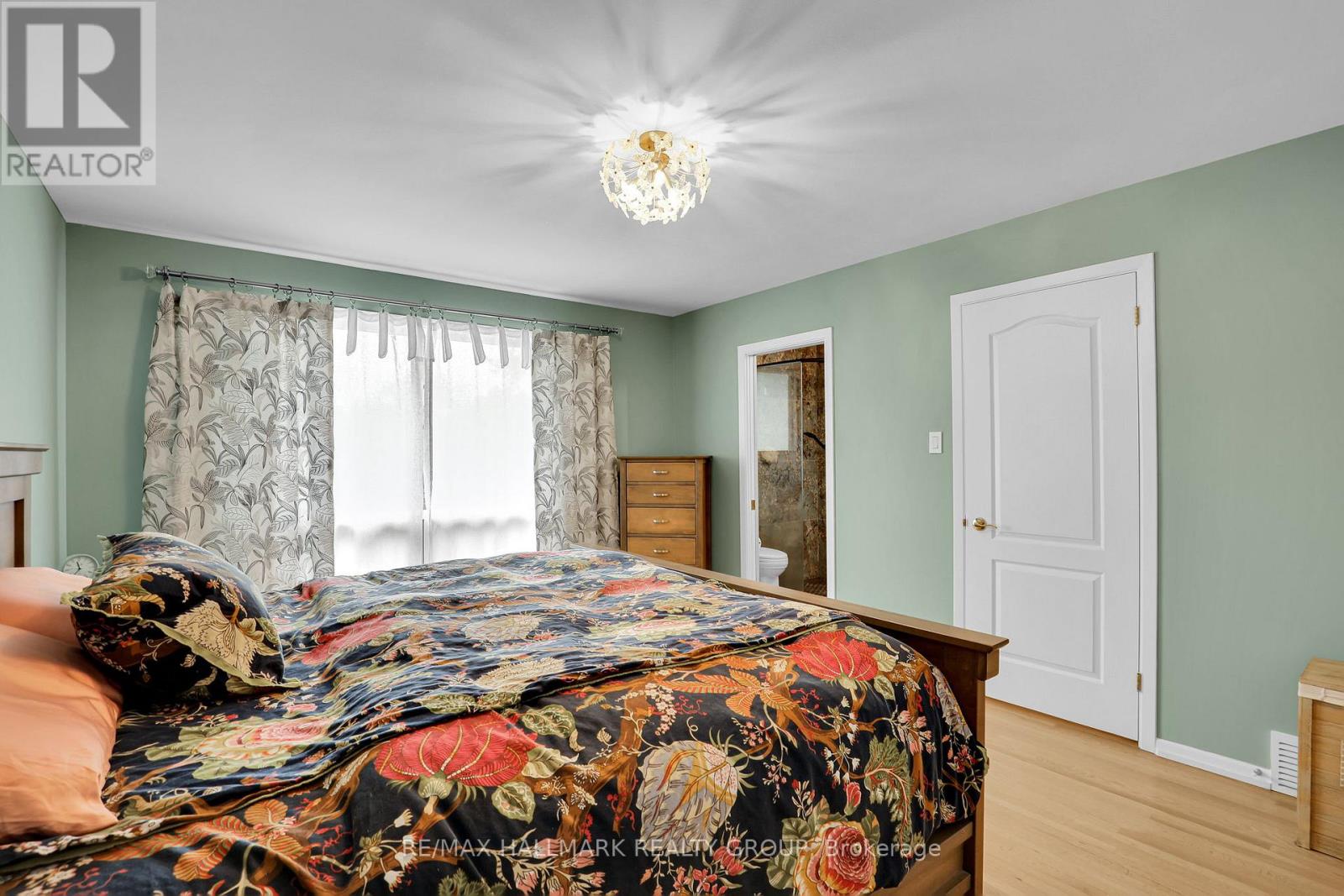 5 Bed, 3 Bath House for Sale in Ottawa – 1712 PLAYFAIR DRIVE, Ottawa – MLS# X13519362 - Image 27