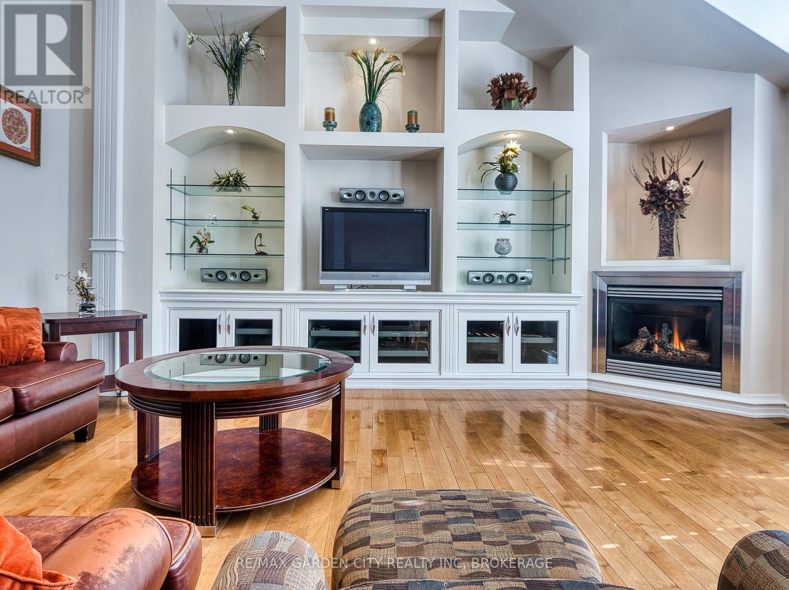 #16 31 SAWMILL ROAD - Image 12