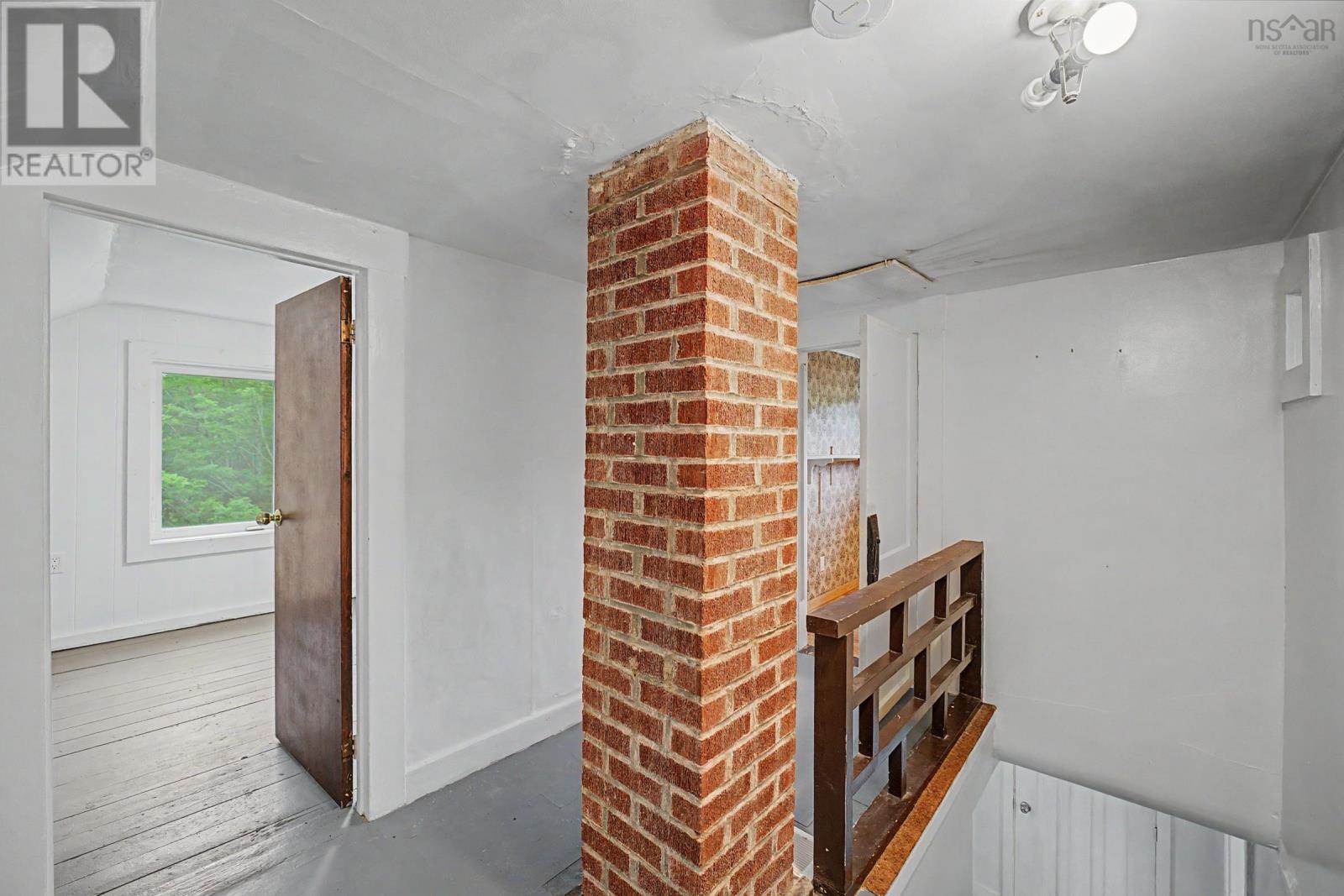 18 Clementsport Road - 29