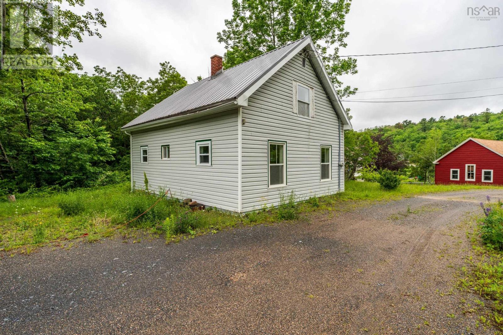 18 Clementsport Road - 5