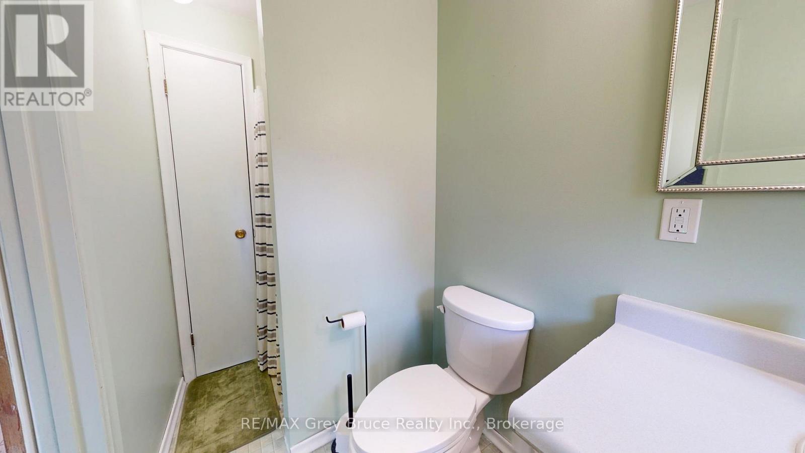 621 11TH STREET W - 28