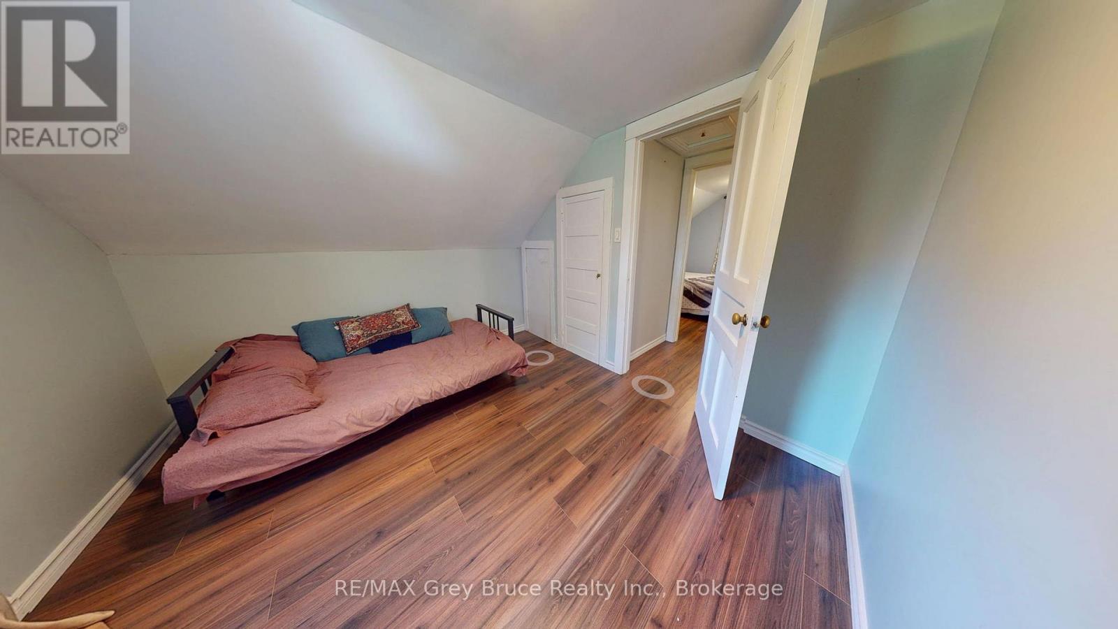621 11TH STREET W - 43
