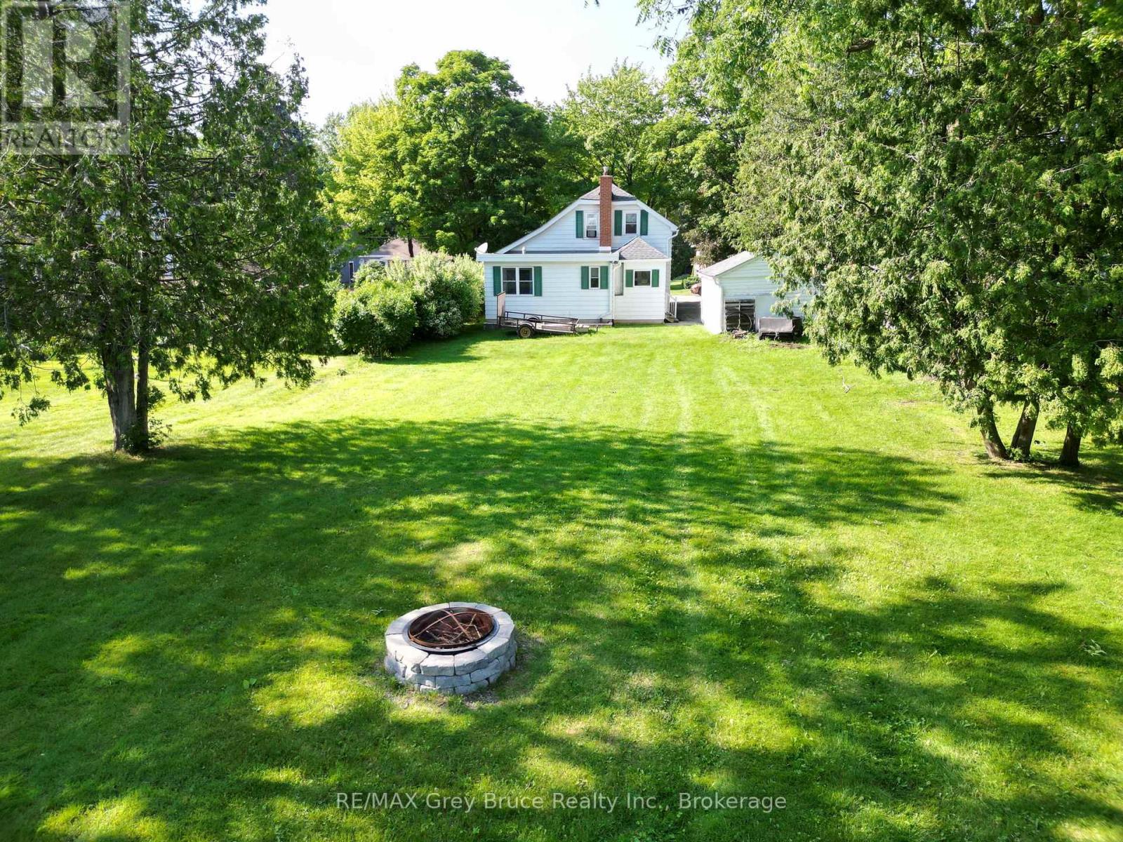 621 11TH STREET W - 5