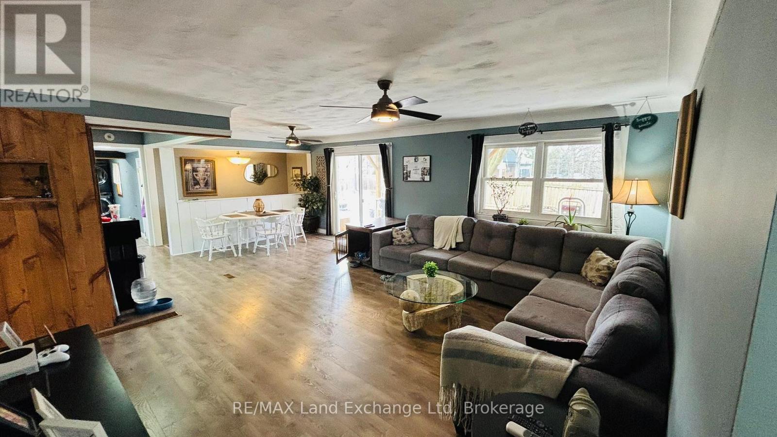 1041 MAIN STREET - 3