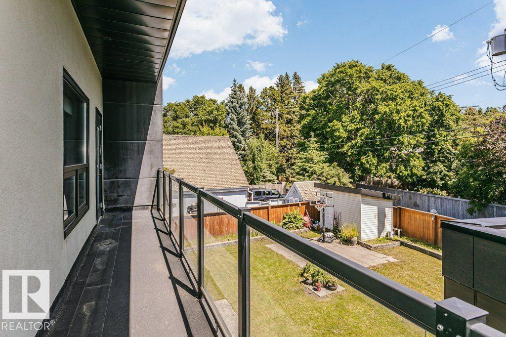 9035 SASKATCHEWAN DR NW - 44
