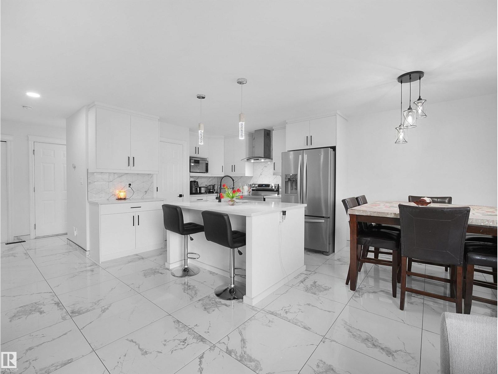 2418 32B ST NW - 20