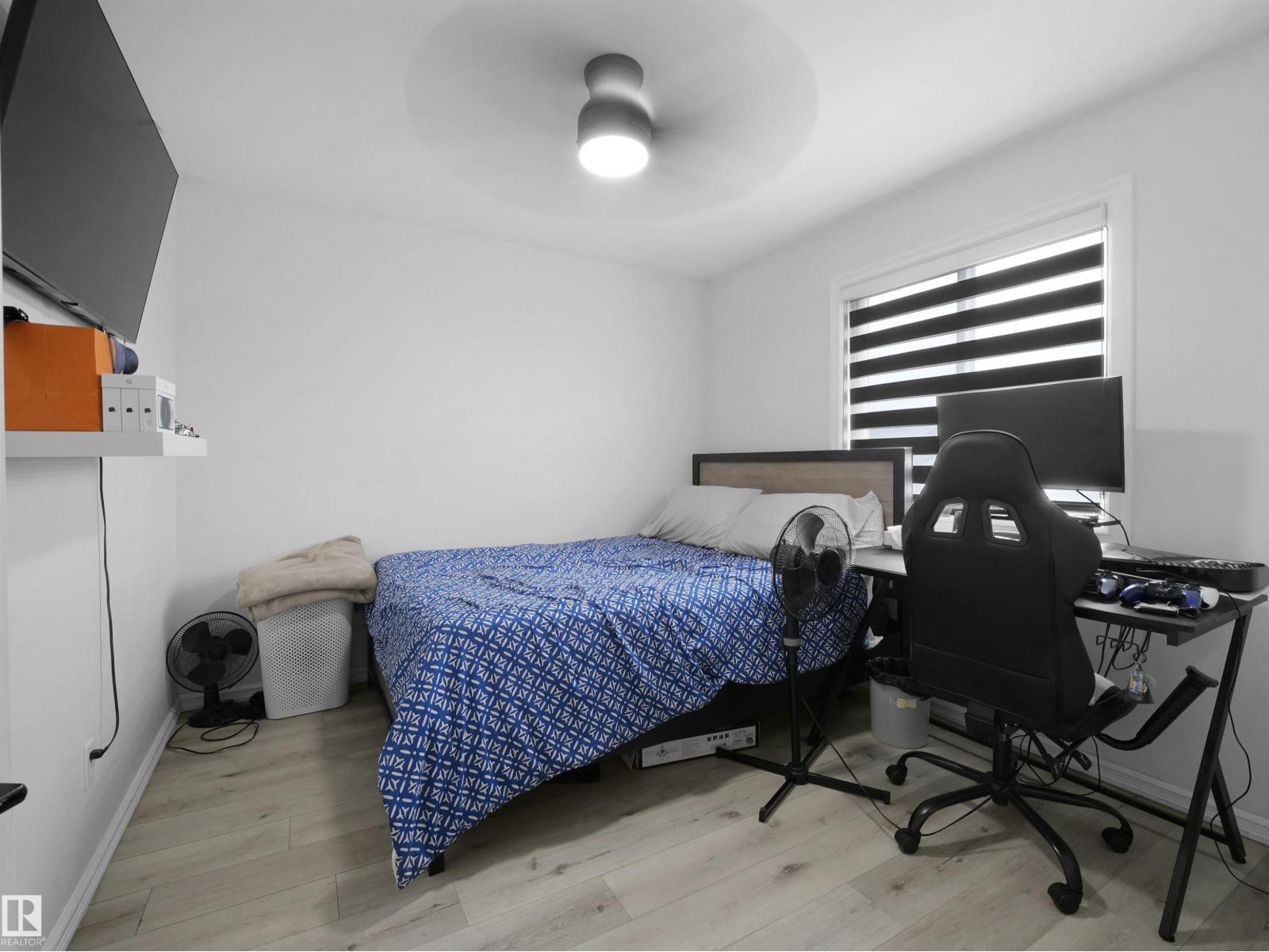 2418 32B ST NW - 35