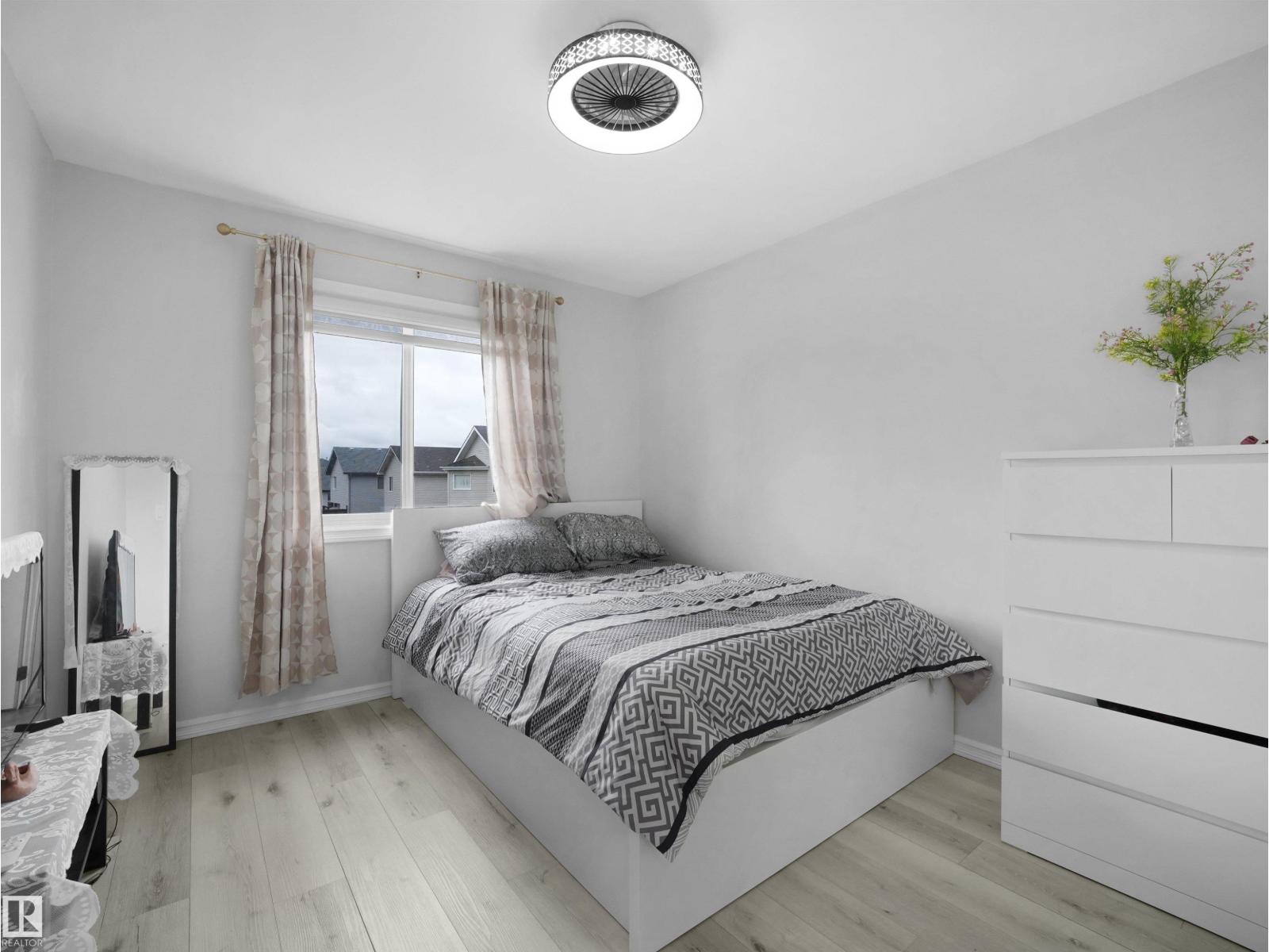 2418 32B ST NW - 37