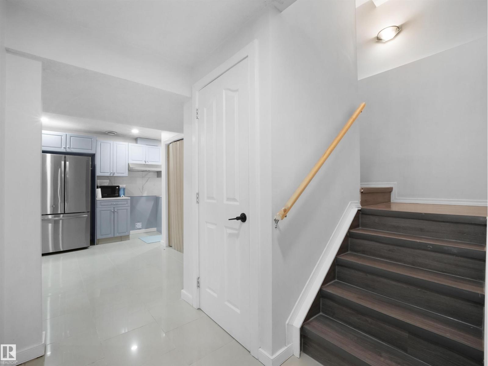 2418 32B ST NW - 40