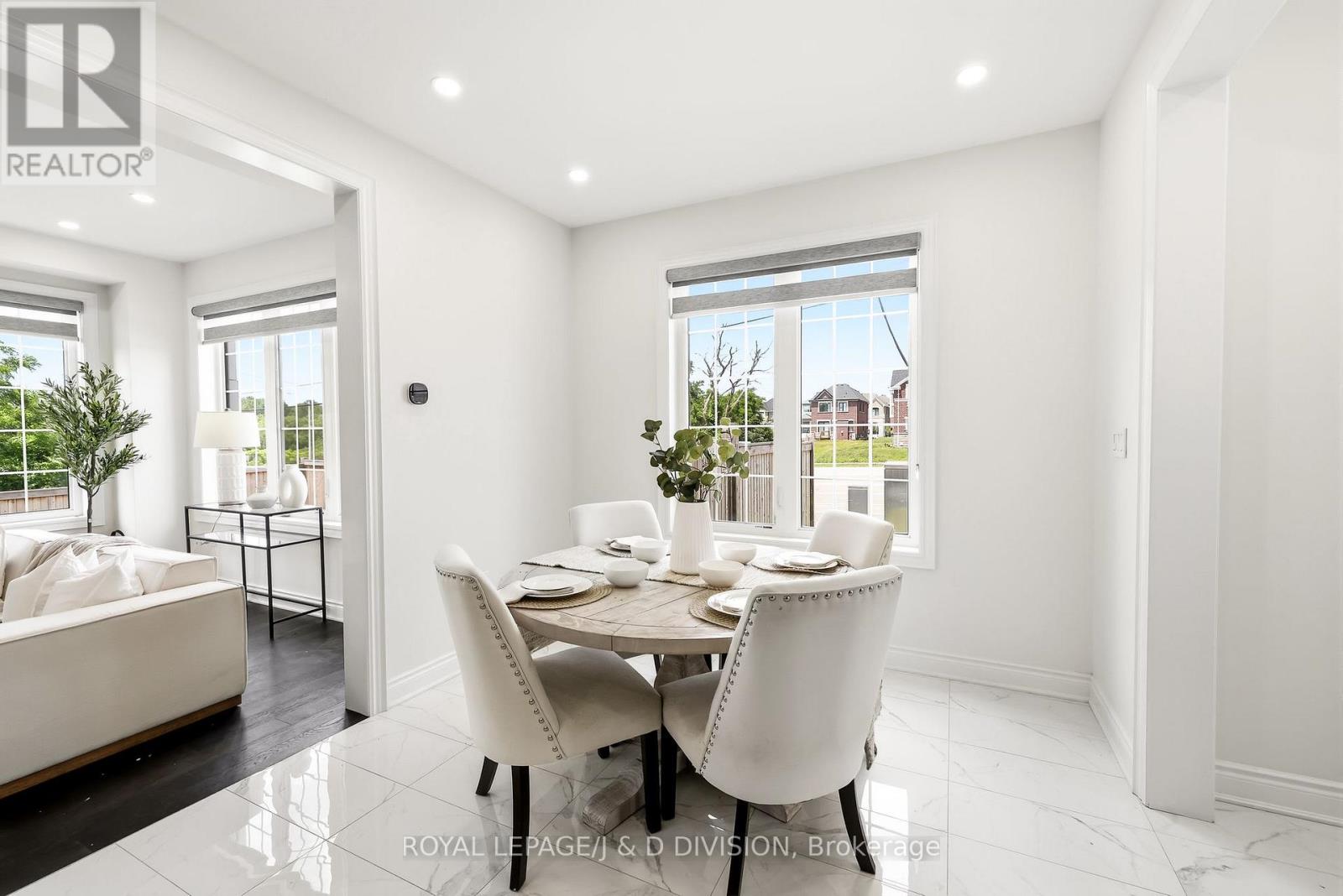 3000 HOLLYBERRY TRAIL - 11