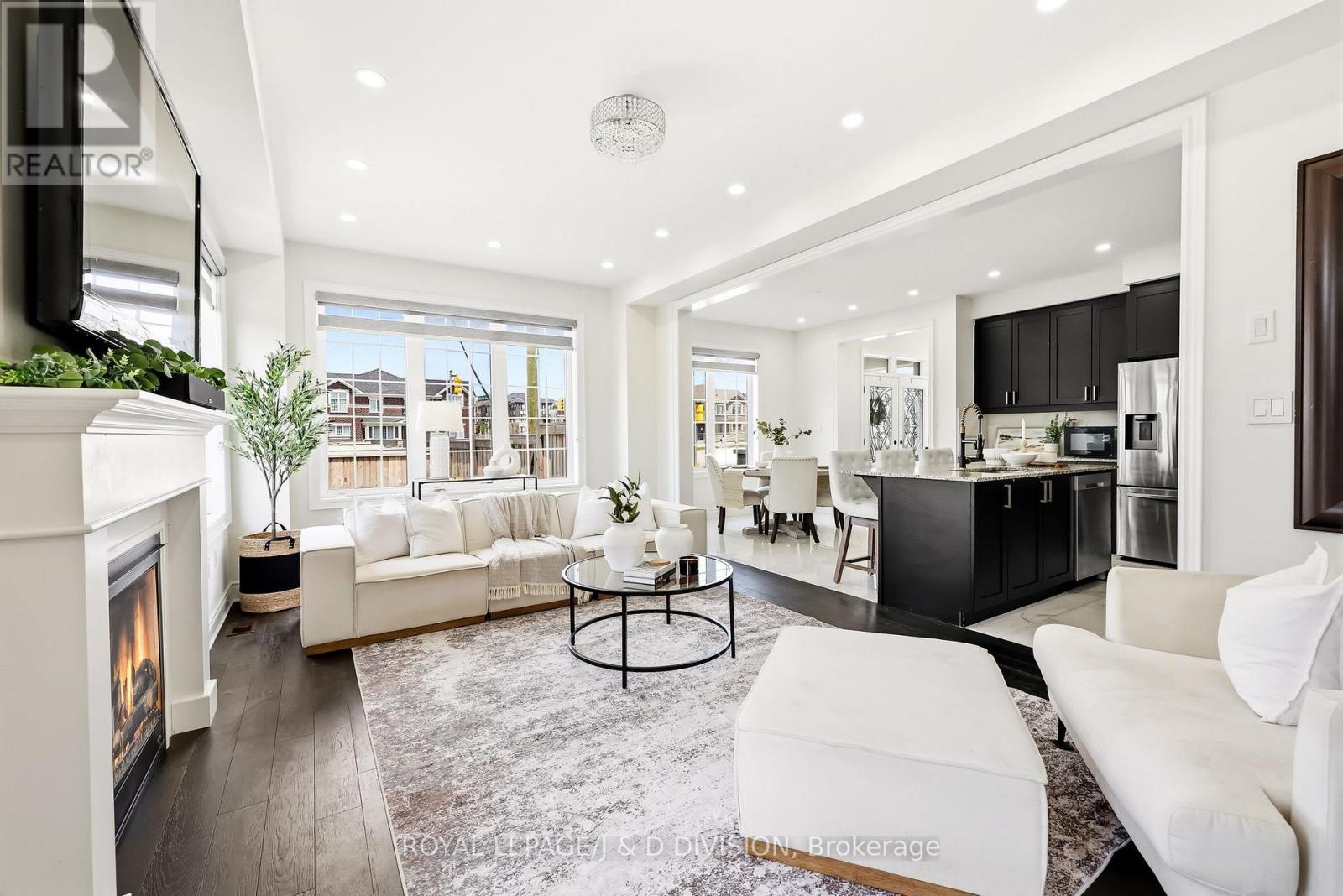 3000 HOLLYBERRY TRAIL - 12