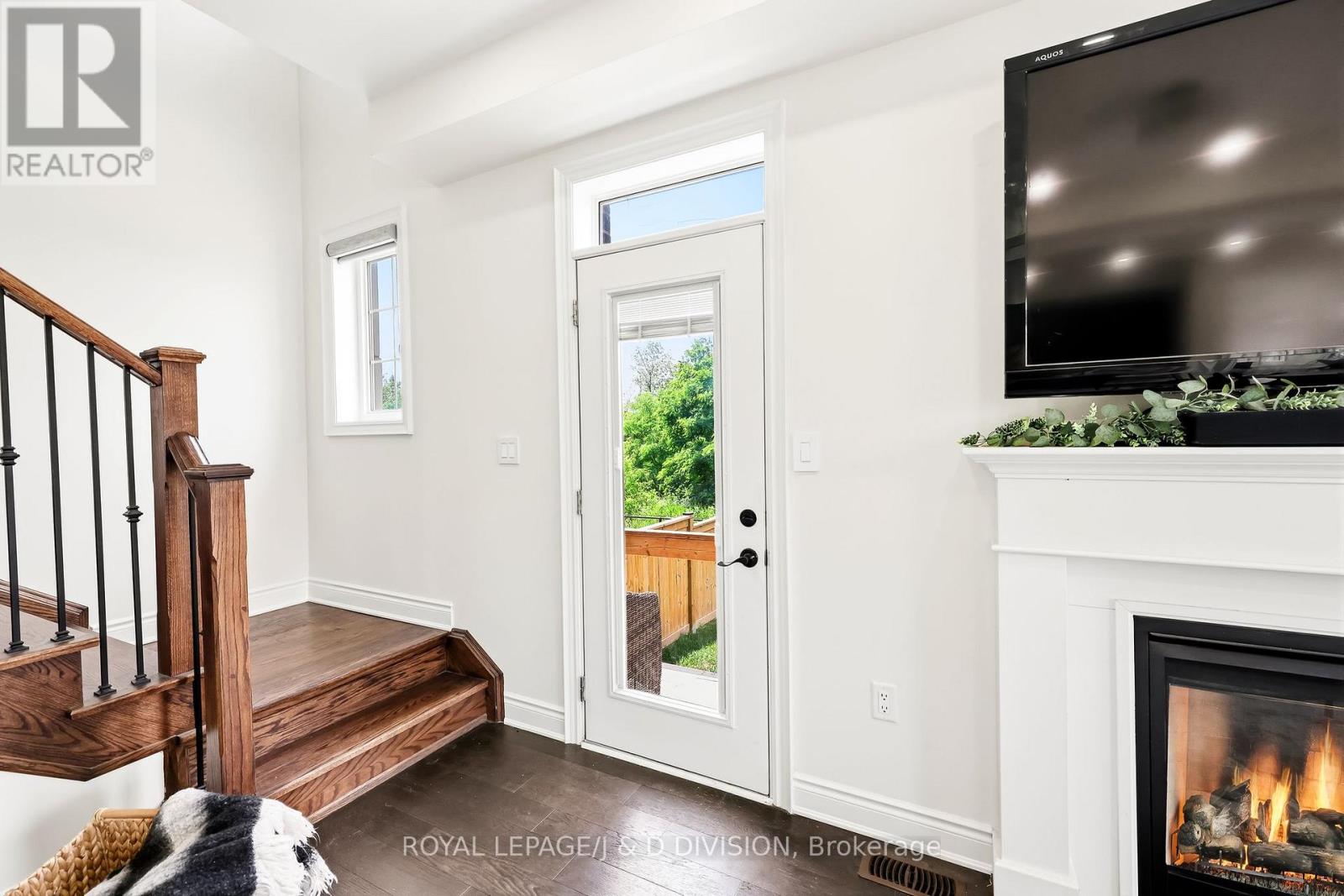 3000 HOLLYBERRY TRAIL - 15