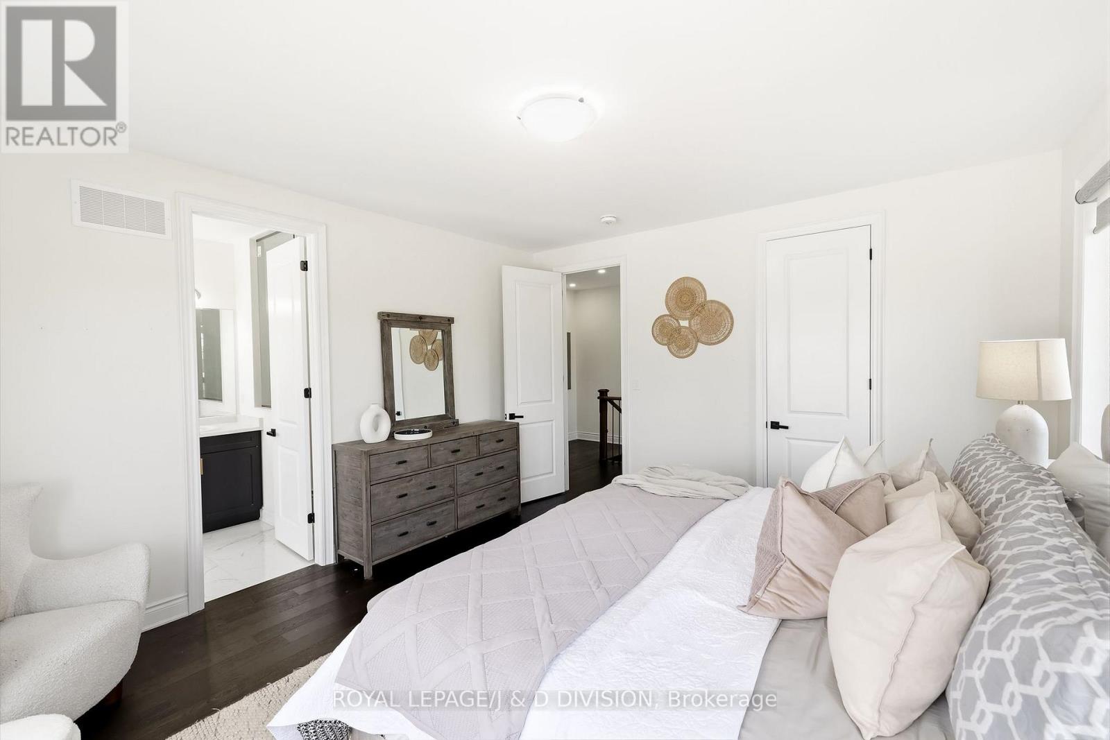 3000 HOLLYBERRY TRAIL - 20