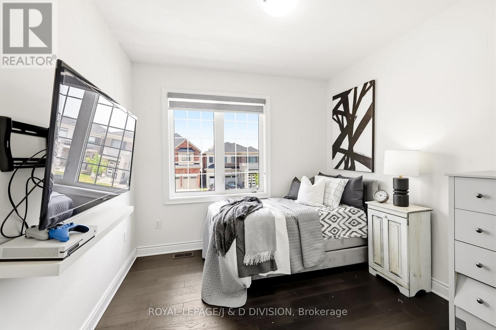 3000 HOLLYBERRY TRAIL - 24