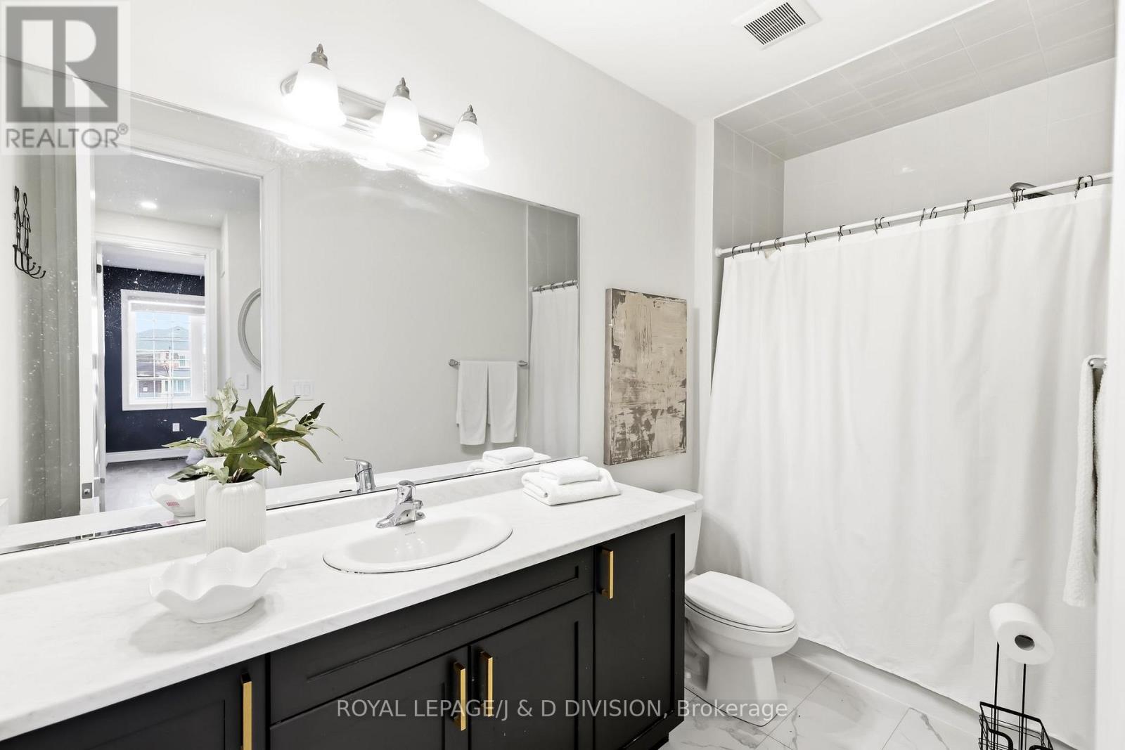 3000 HOLLYBERRY TRAIL - 26
