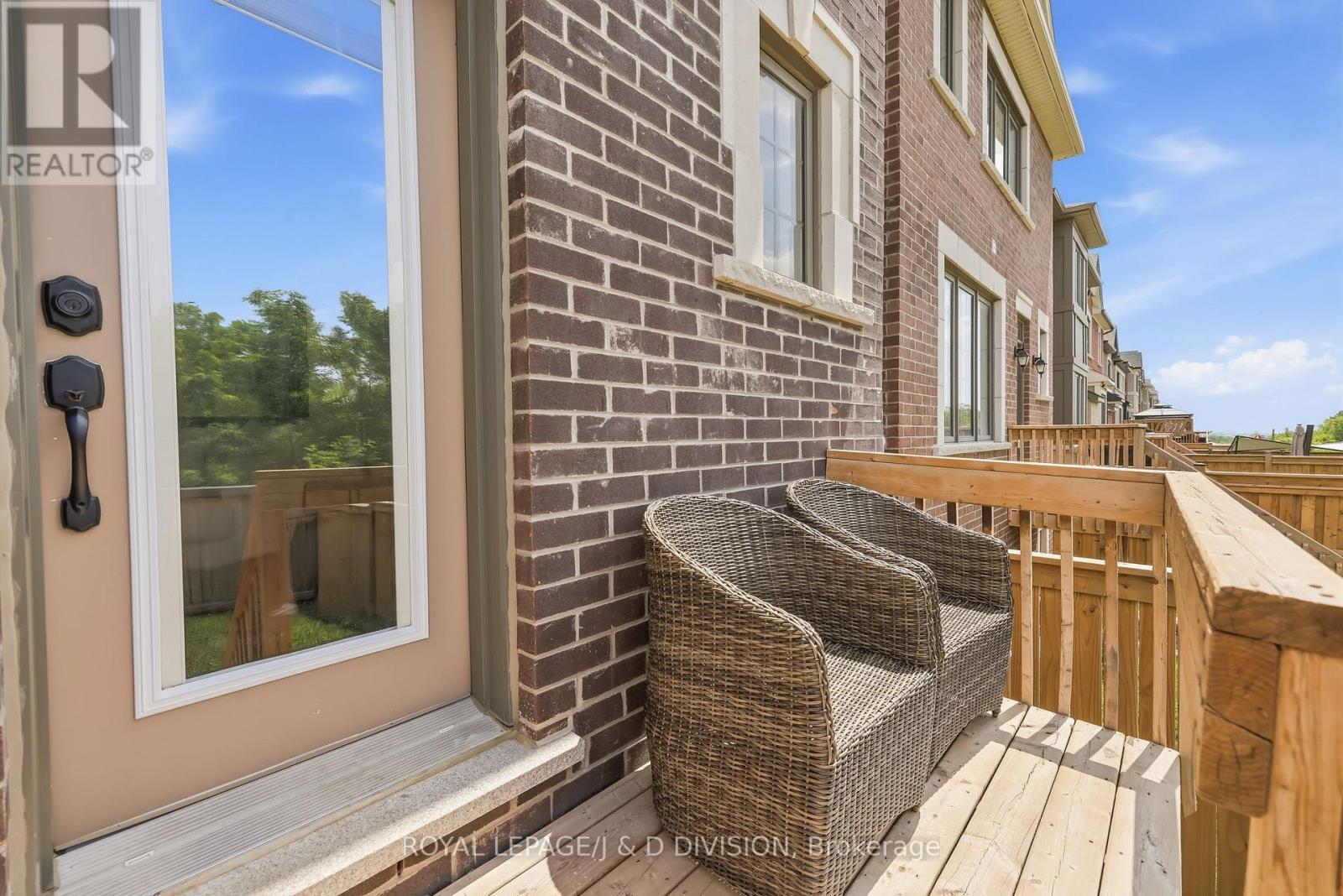 3000 HOLLYBERRY TRAIL - 35