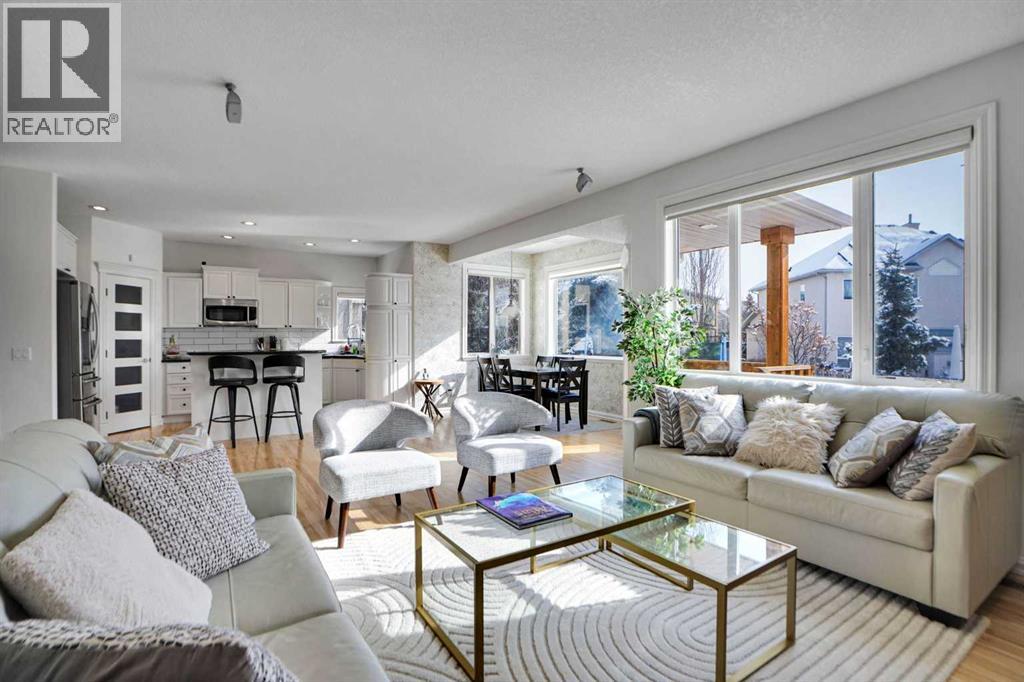 6 Strathridge Way SW - 13