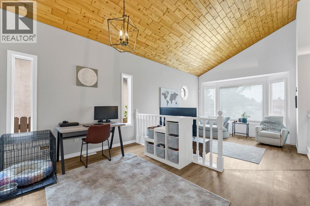 18 Rideau Crescent SE — photo 10