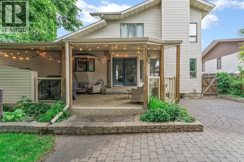 18 Rideau Crescent SE — photo 45