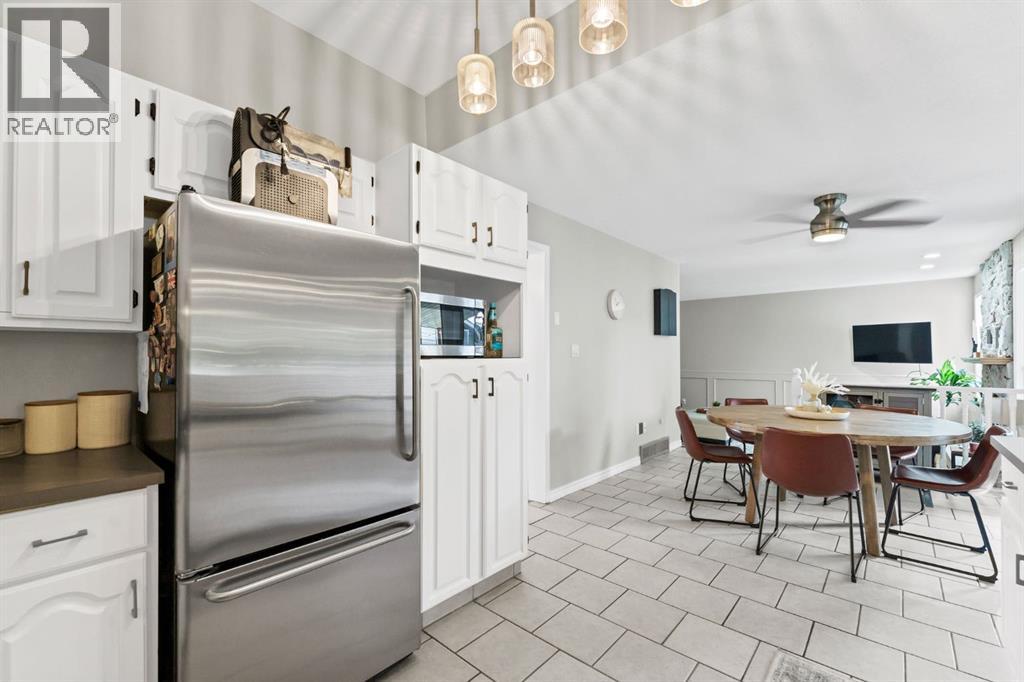 18 Rideau Crescent SE — photo 14