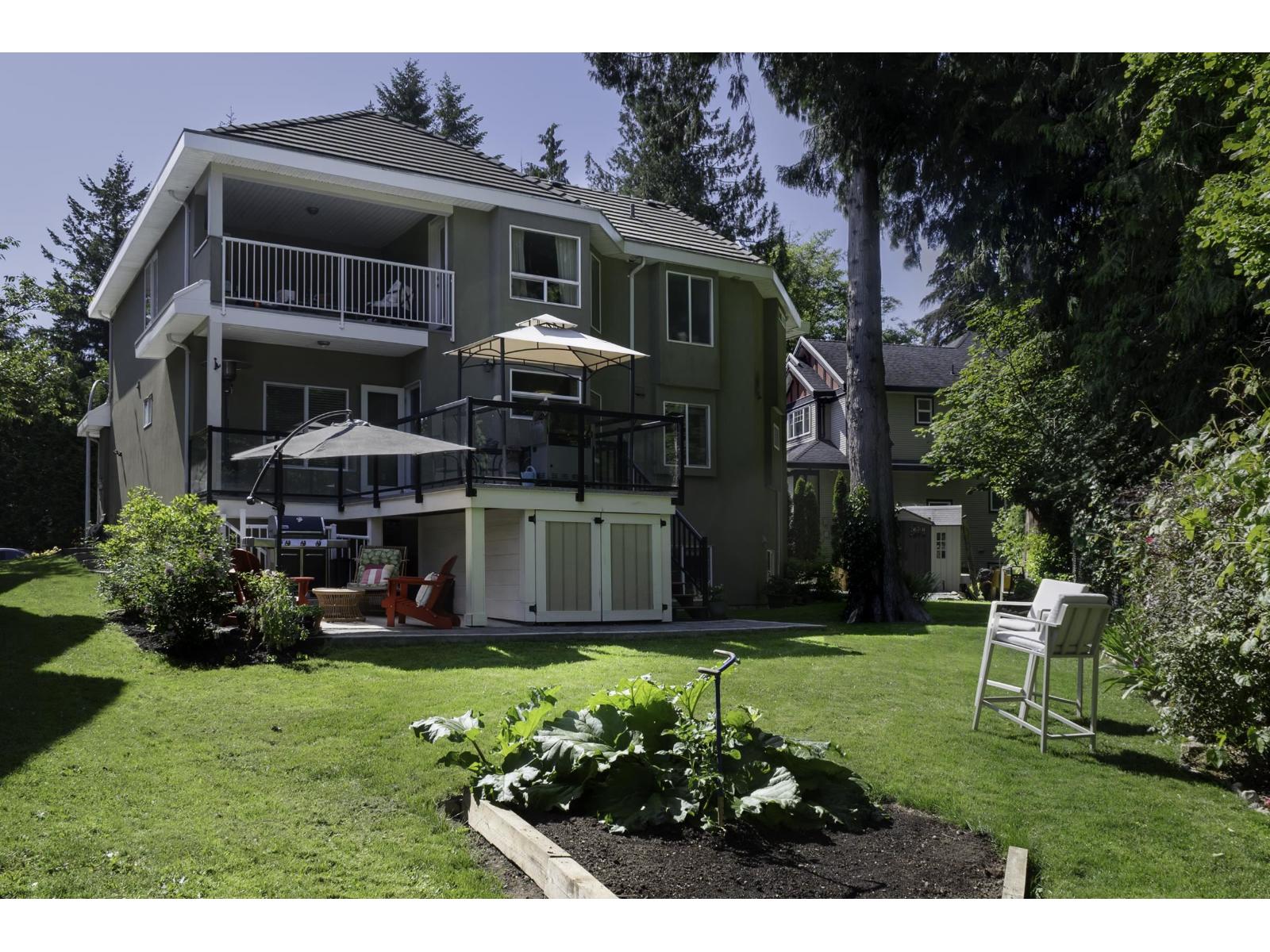 7 Bed, 6 Bath House for Sale in Surrey – 10172 159 STREET, Surrey – MLS# R3142353 - Image 4