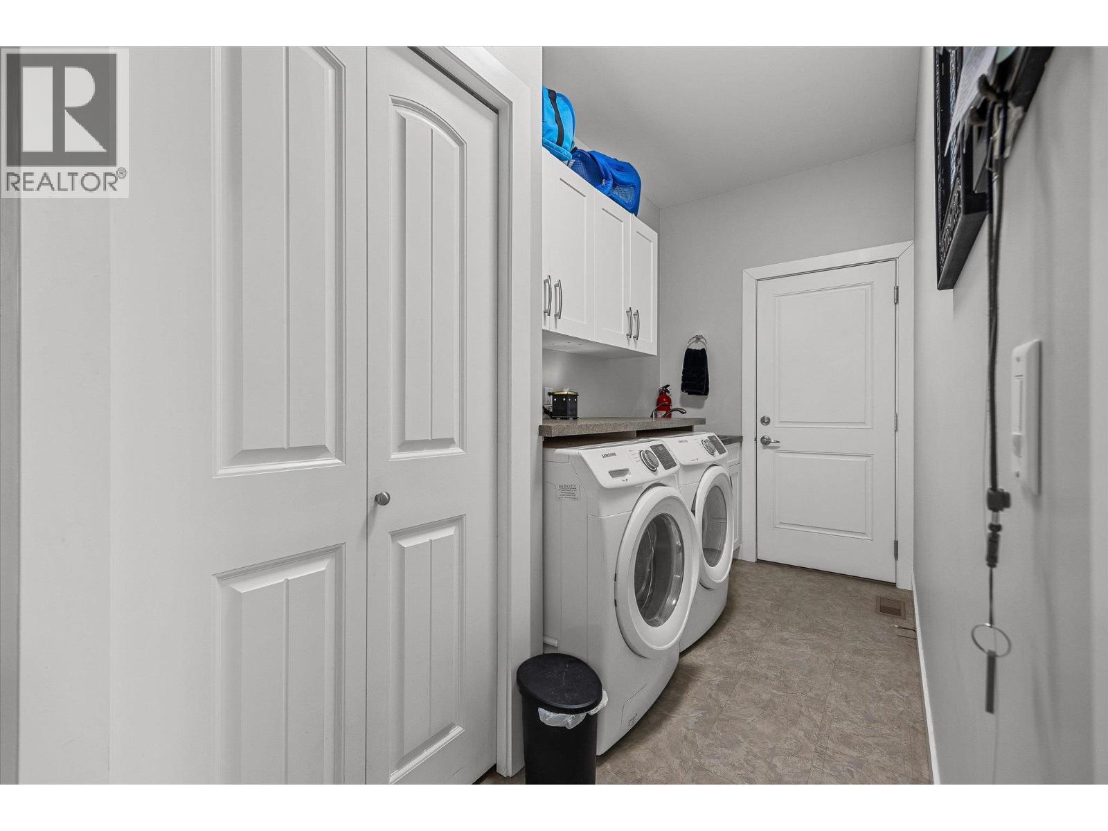 2058 Aspen Drive - 24
